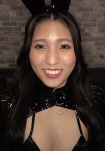 寝起きフェラ!バニーちゃんに連続中出し!