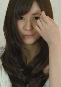 色白で透明感バツグンの素人娘！可愛いビン立ち乳首をローターで攻めたらアソコはぐしょぐしょ！ガチハメ大量顔射でイキまくり！